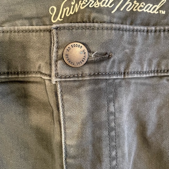 Universal Thread Khaki Skirt Size 18/34 - Picture 2 of 6